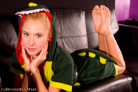 odette sole pose